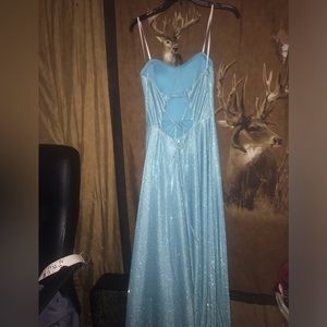 size 7/8 in womens prom/homecoming dress open back